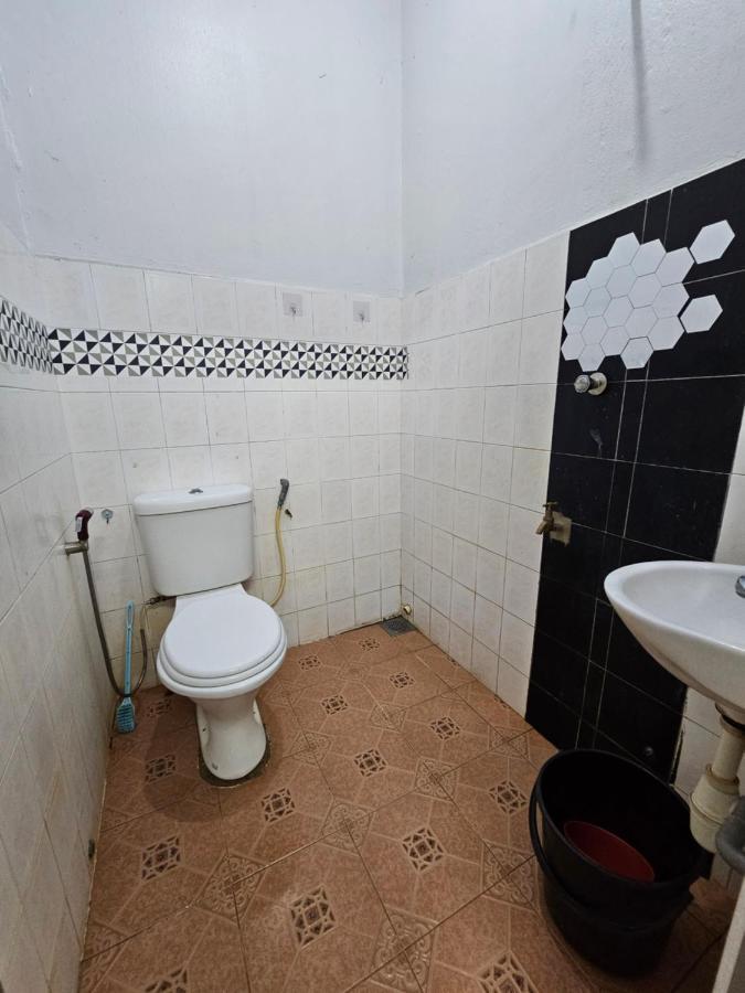 Ruhani Homestay 3 Kb - 4 Bedroom Fully Airconditioned With Wifi & Netflix Kota Bharu Eksteriør billede